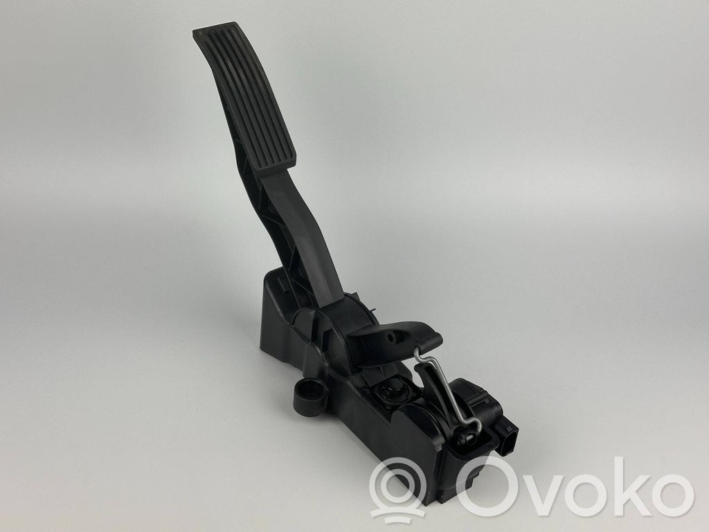 Mercedes-Benz B W245 Accelerator throttle pedal 