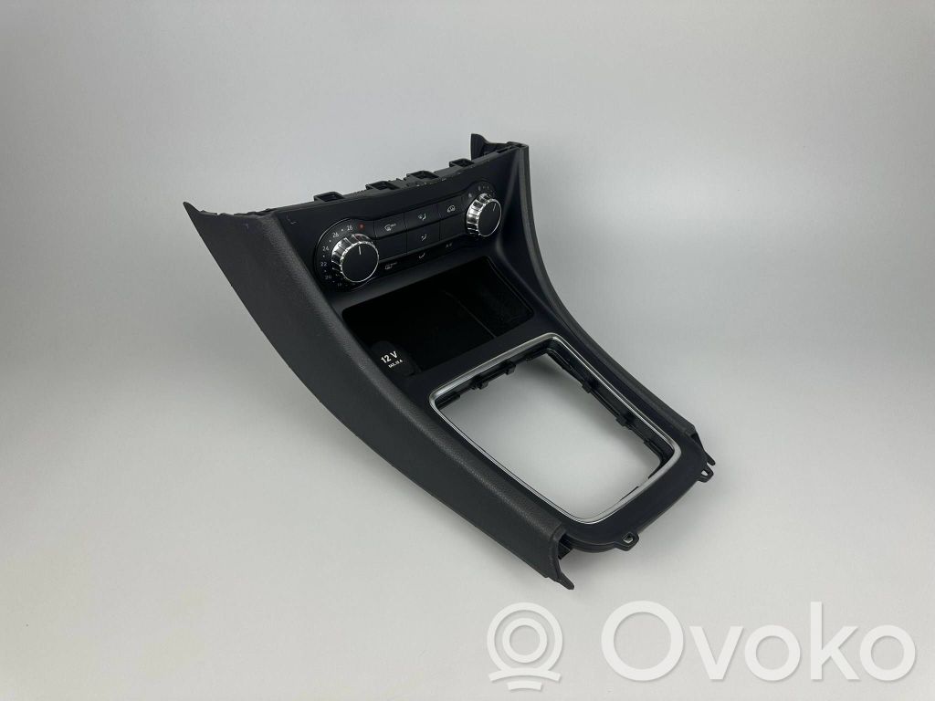 Mercedes-Benz A W176 Unidad de control climatización 