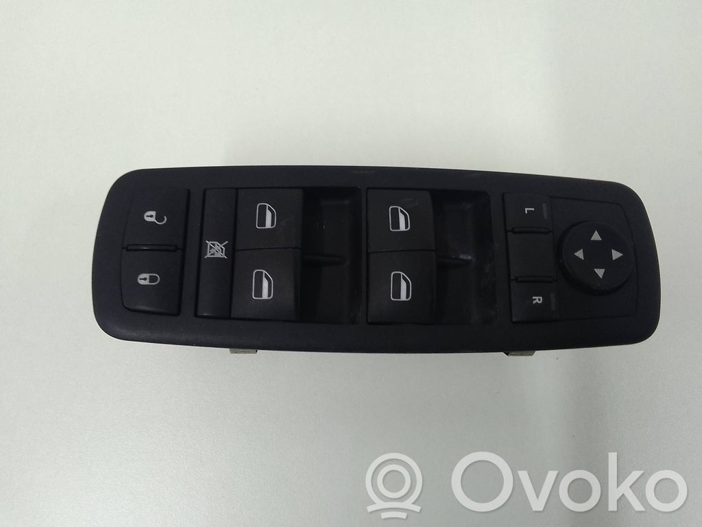 Dodge Journey Interruptor del elevalunas eléctrico 