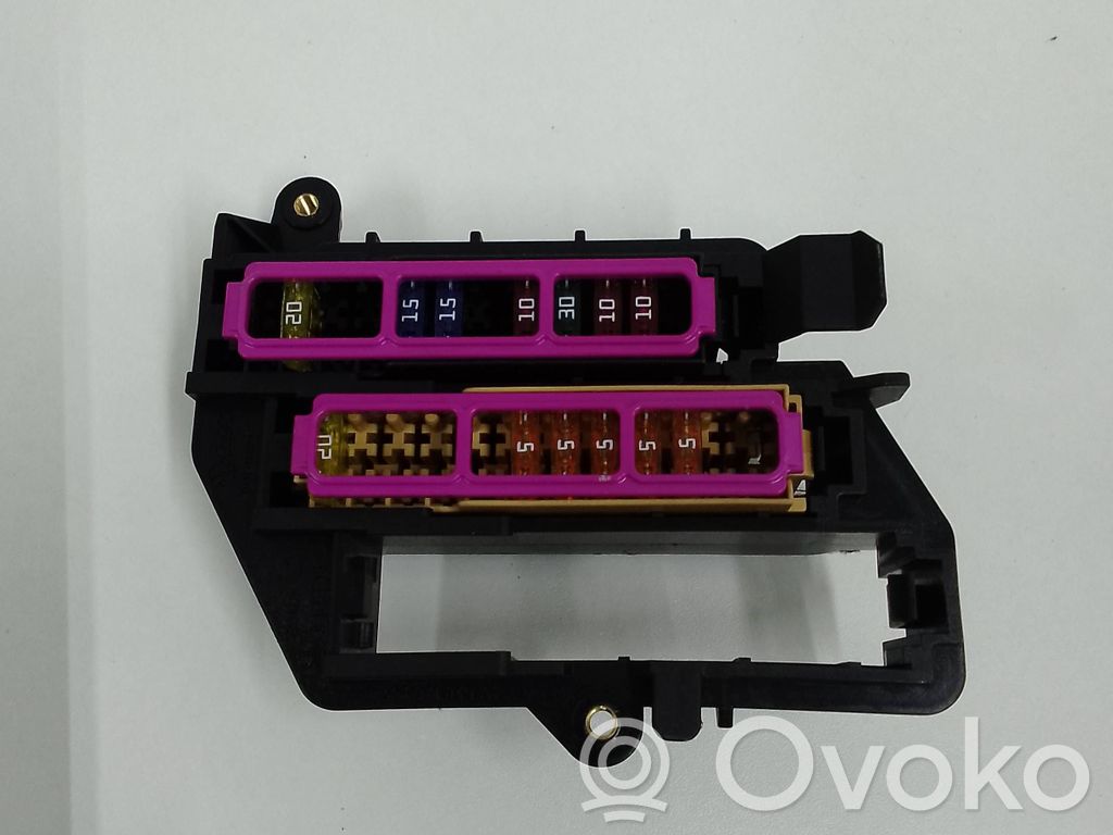 Audi A6 S6 C6 4F Sulakemoduuli 