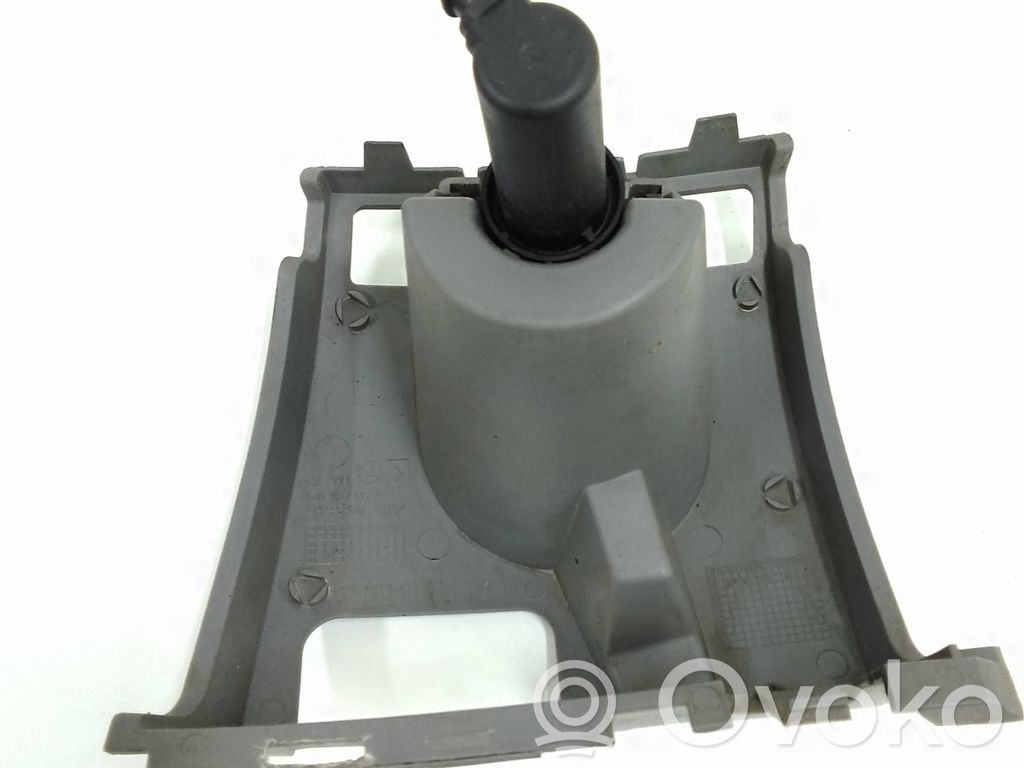 Skoda Octavia Mk2 (1Z) Dysza spryskiwacza lampy przedniej 