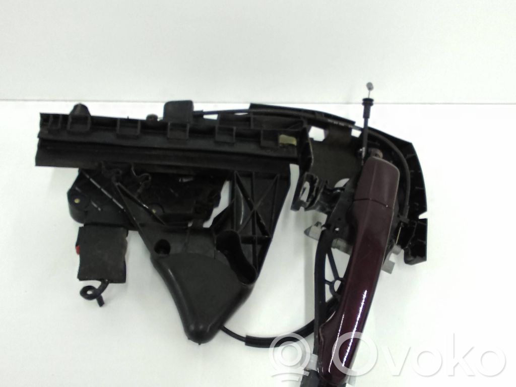 Volvo S40 Front door lock 