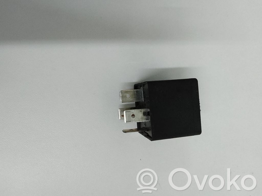 Inne przekaźniki   VF415F11Z01,14100455