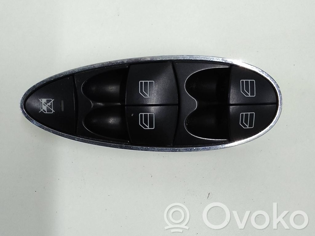 Mercedes-Benz E W211 Przyciski szyb 