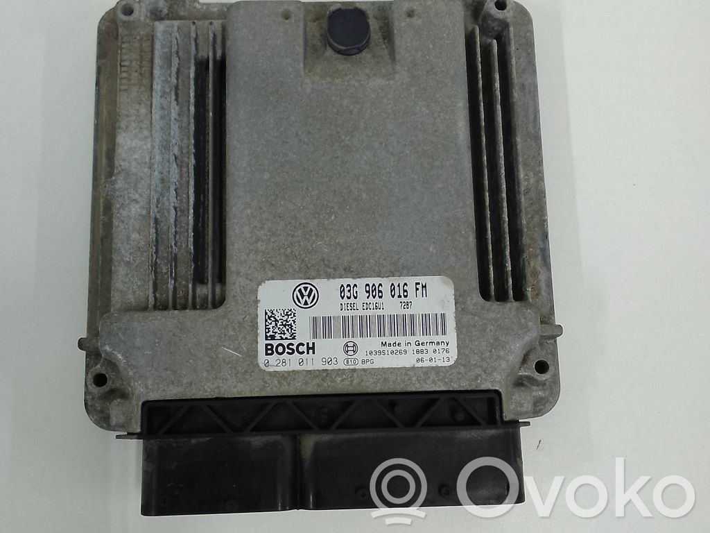 Volkswagen Jetta V Engine control unit/module 