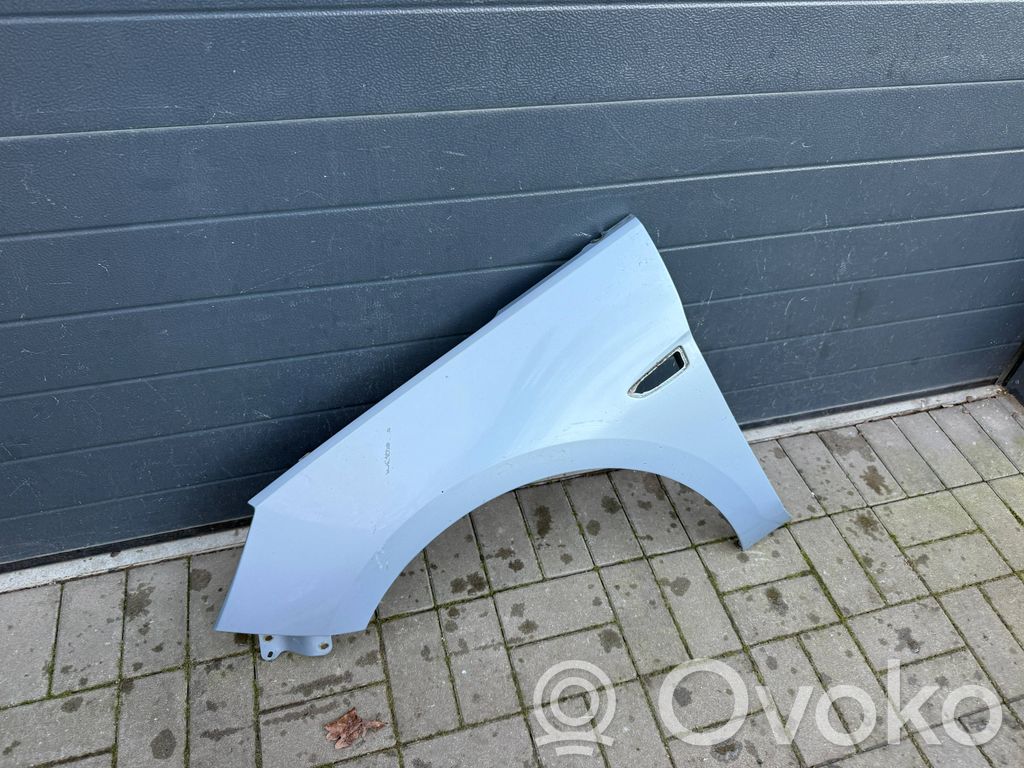 Opel Astra K Sparnas 
