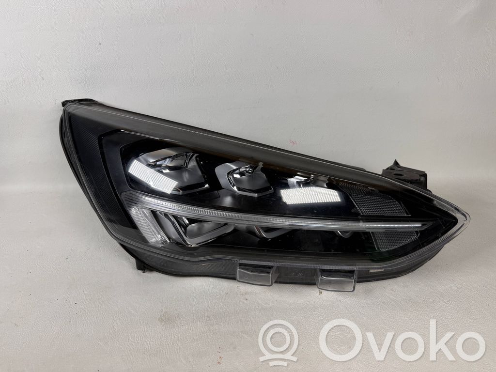 Ford Focus Headlight/headlamp 