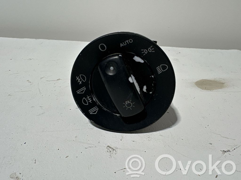 Audi A4 S4 B7 8E 8H Light switch 