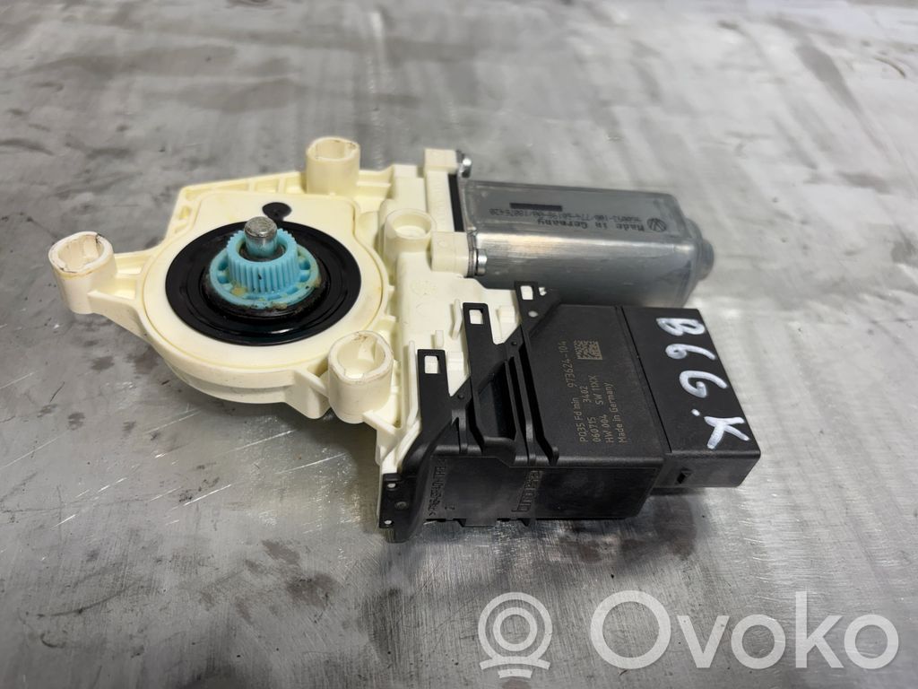 Volkswagen PASSAT B6 Motor macara geam ușă spate 