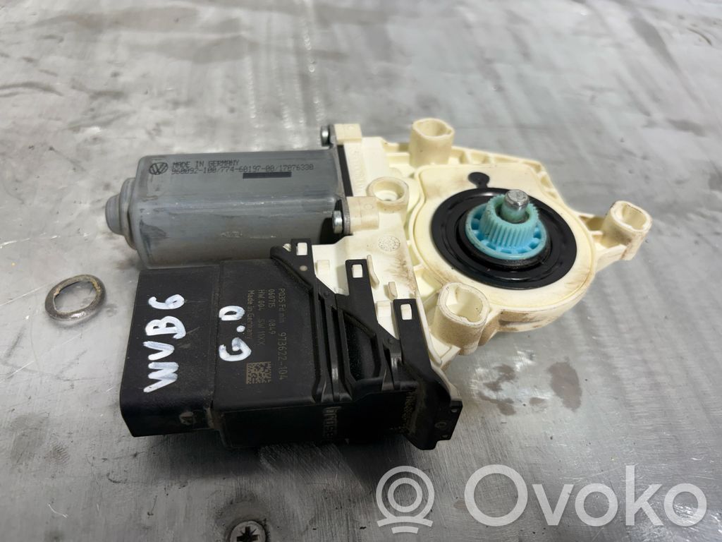 Volkswagen PASSAT B6 Motor macara geam ușă spate 