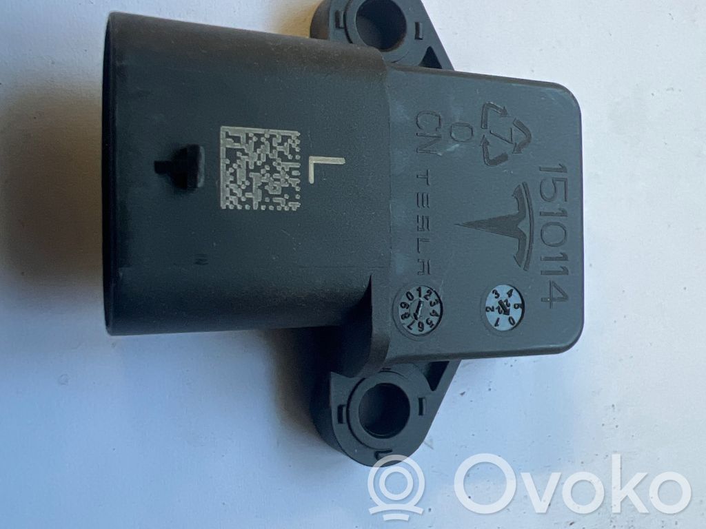 Tesla Model Y Etuoven ulkokahva 