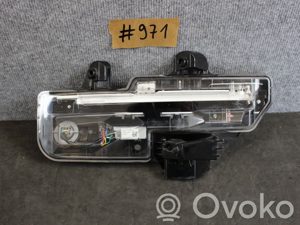 Mazda CX-30 Headlight/headlamp 
