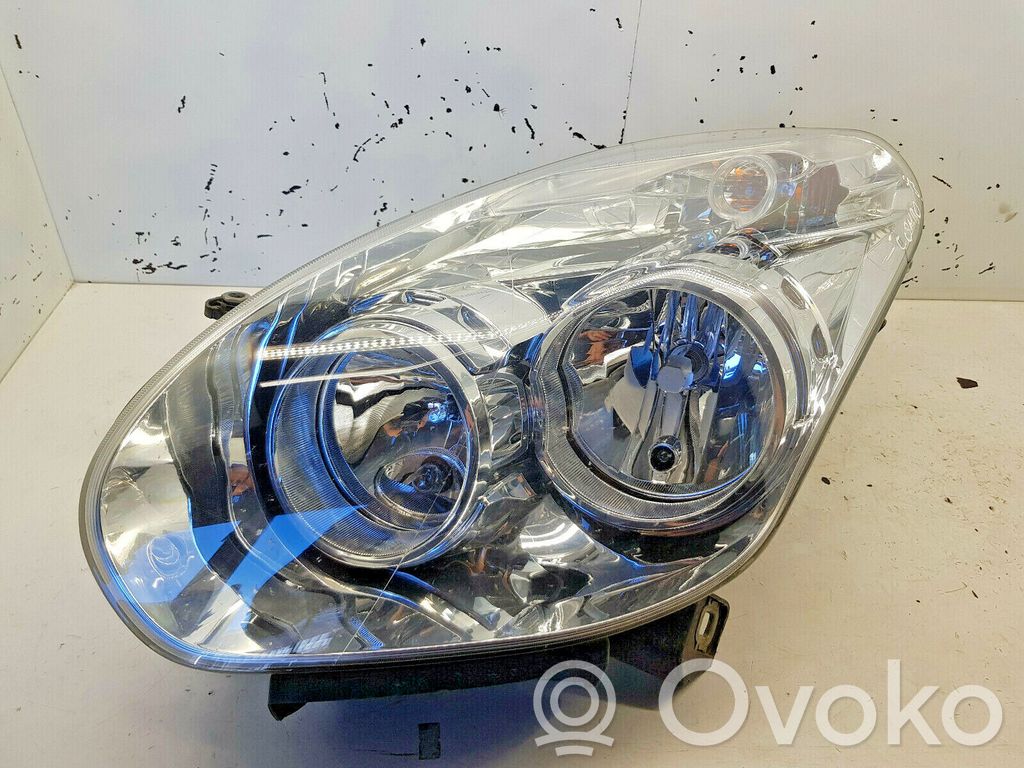 Opel Combo D Phare frontale 