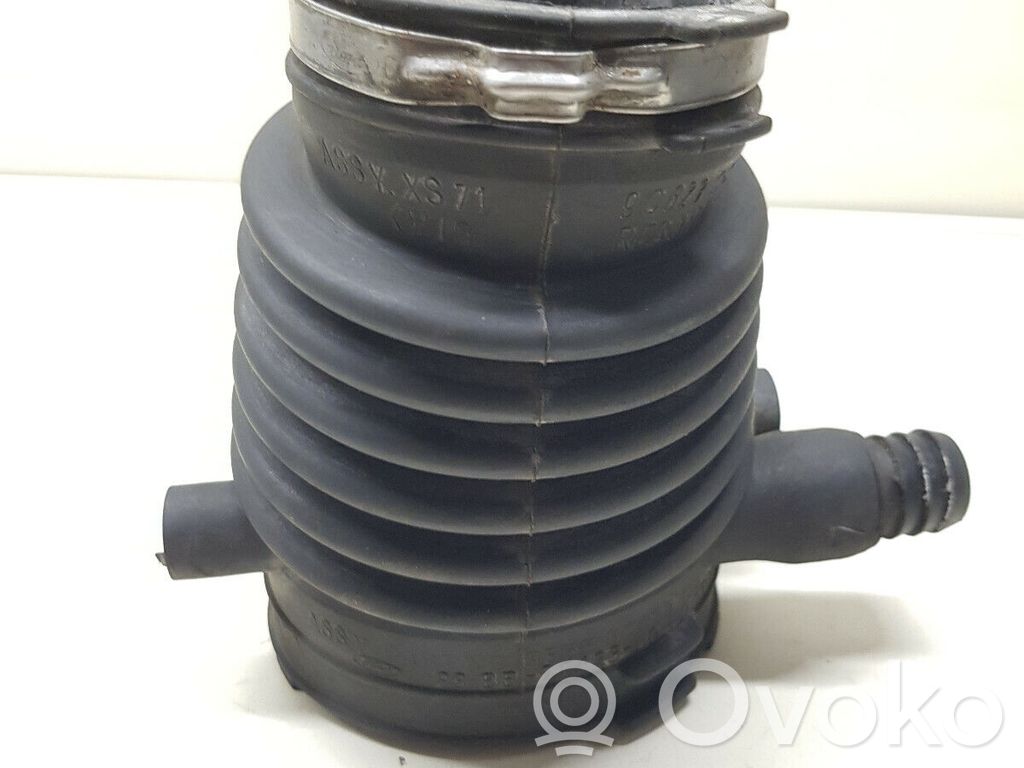 Ford Mondeo MK II Air intake hose/pipe 