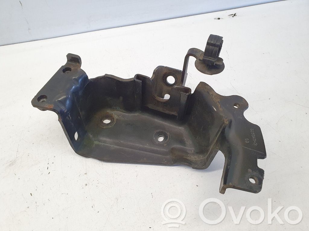 Ford Kuga I Fuel filter bracket/mount holder 