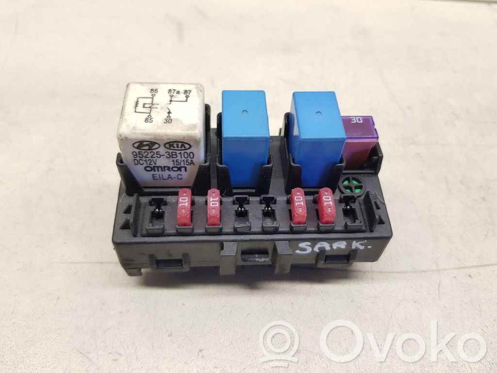 KIA Ceed Fuse box set 