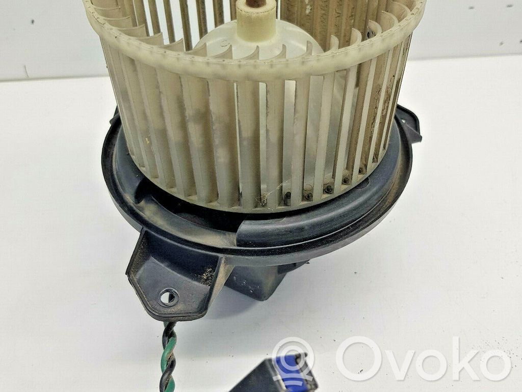 Chrysler Voyager Heizungslüfter 