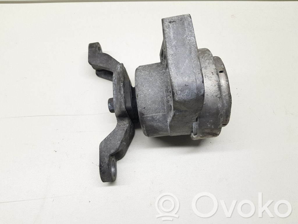 Ford Galaxy Engine mount bracket 