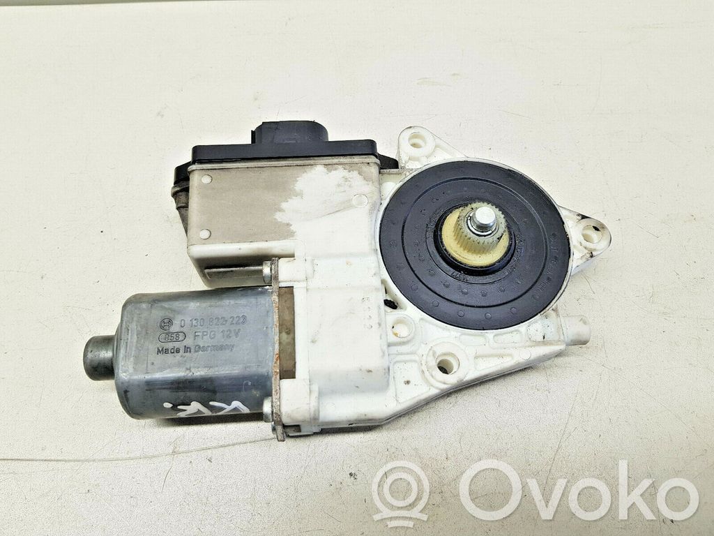 BMW X3 E83 Front door window regulator motor 