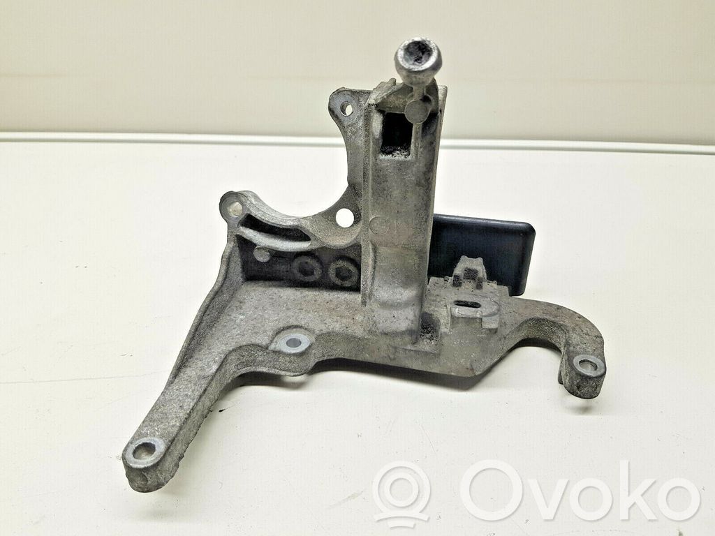 Ford Fiesta Fuel pump bracket 