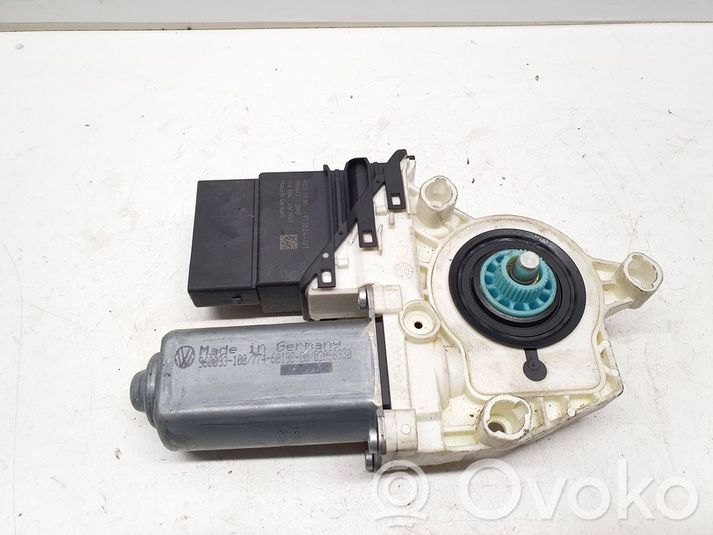 Volkswagen PASSAT B6 Silniczek podnoszenia szyby drzwi tylnych 