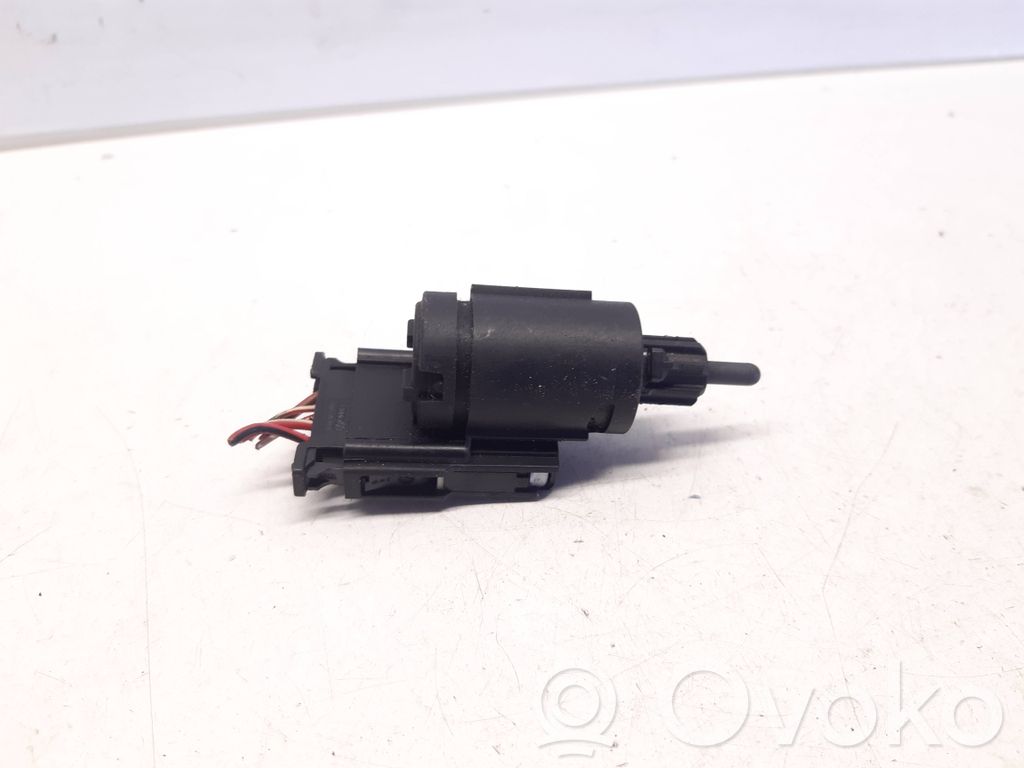 Audi A4 S4 B7 8E 8H Comutator senzor pedală frână 