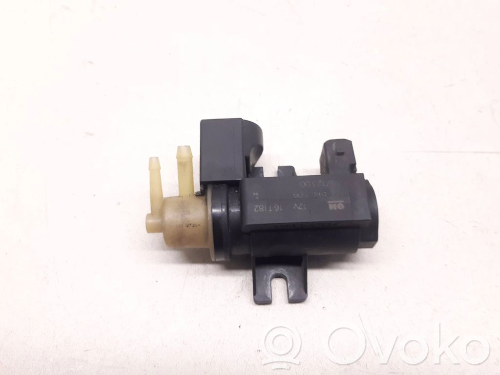 Opel Zafira C Zawór podciśnienia / Elektrozawór turbiny 
