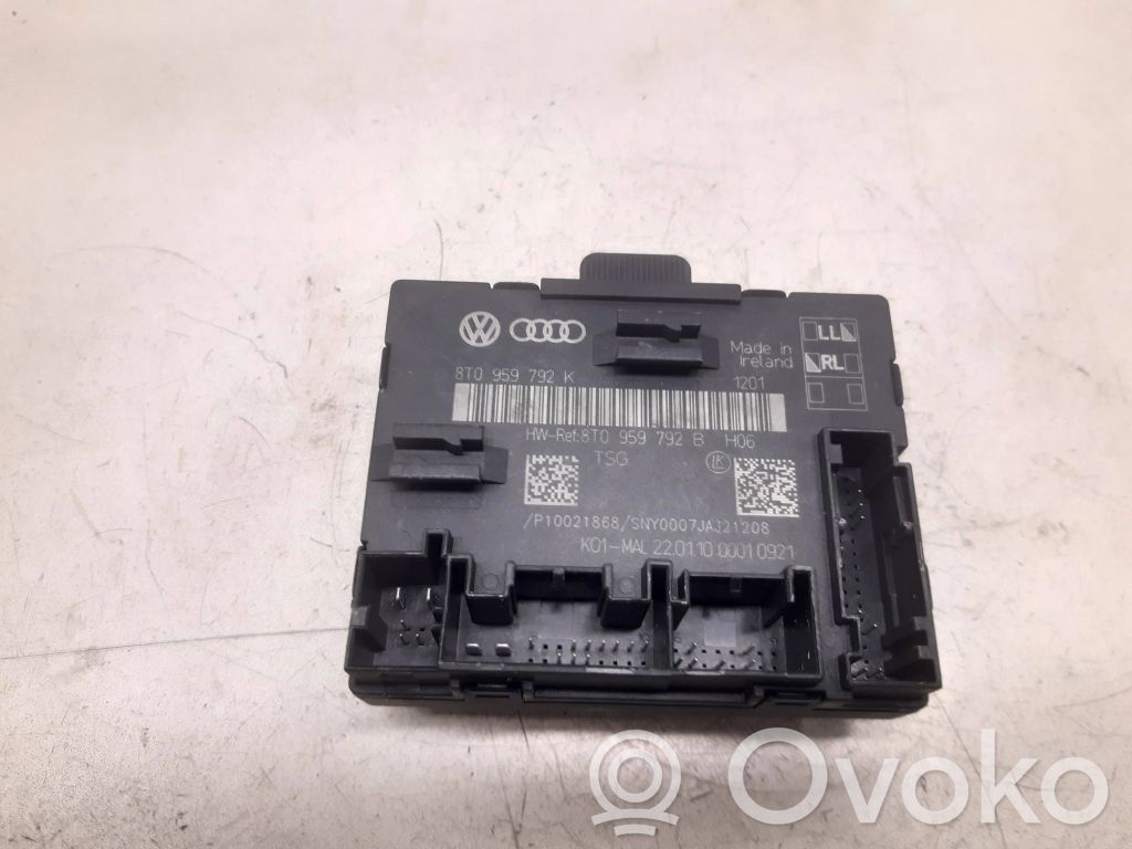 Audi A5 8T 8F Door control unit/module 
