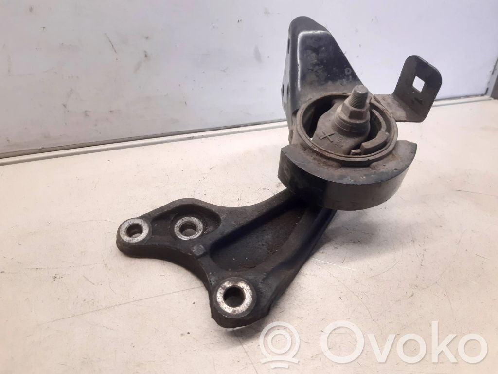Mazda Premacy Engine mount bracket 