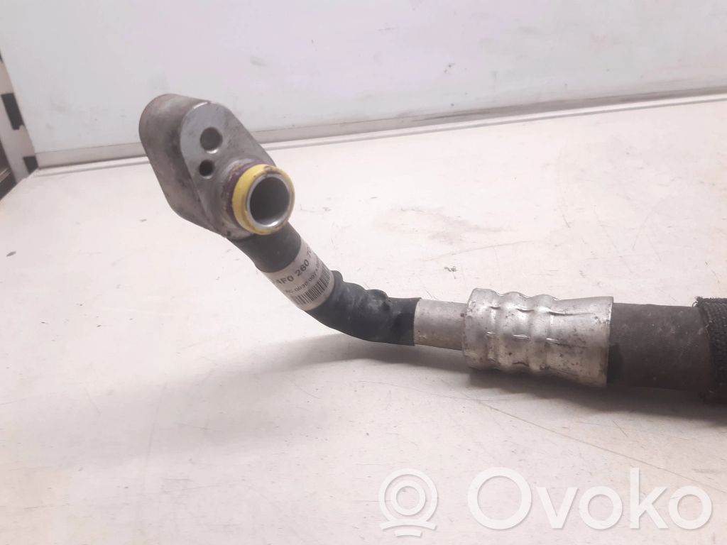 Audi A6 S6 C6 4F Ilmastointilaitteen putki (A/C) 