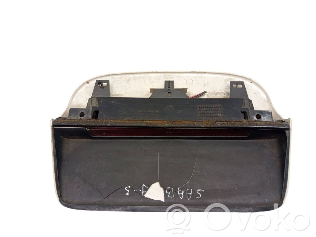Saab 9-5 Third/center stoplight 