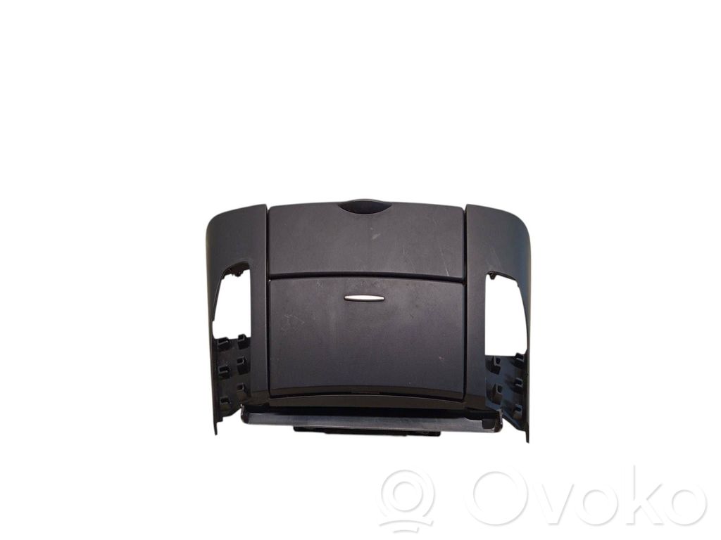 KIA Ceed Aschenbecher 