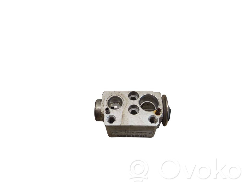 Air conditioning (A/C) compressor (pump)   R134A,64116981484,328300