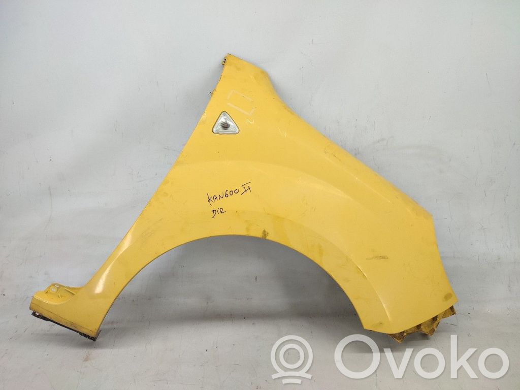 Kotflügel   8200378539