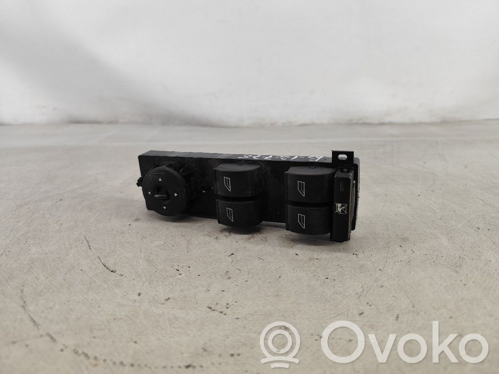 Electric window control switch   3M5T14R132AG,3S003168104