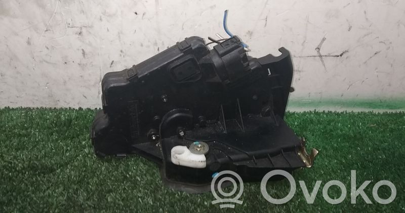 Rear door lock   FASE,20022006