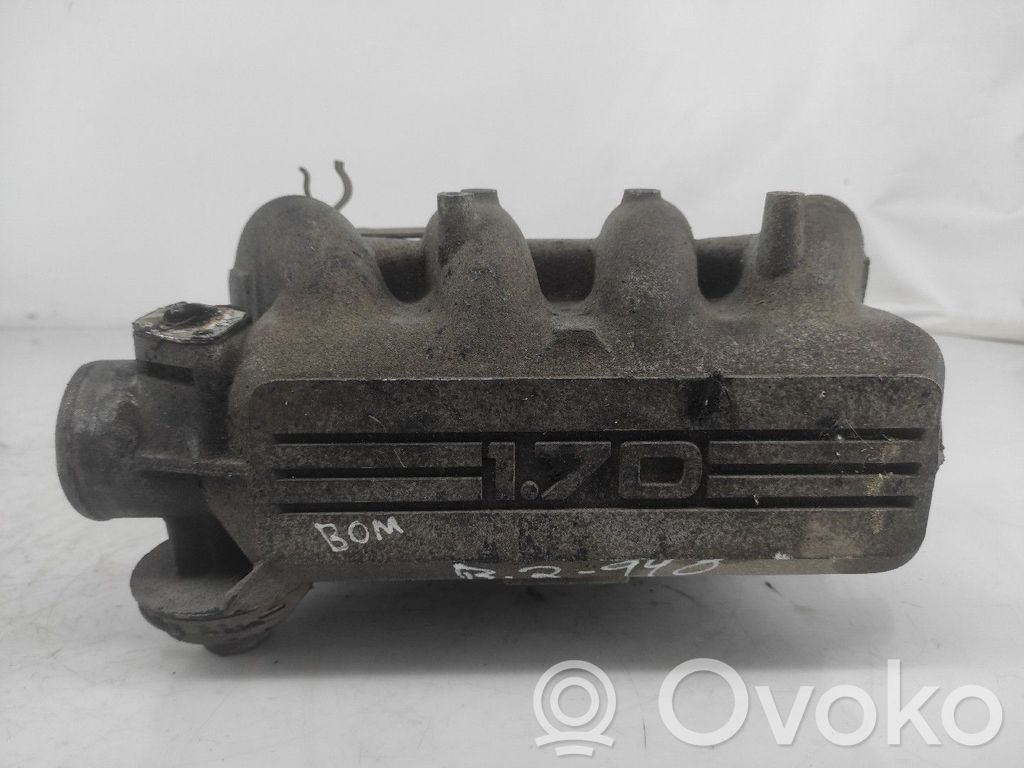Opel Kadett E Kolektor ssący 