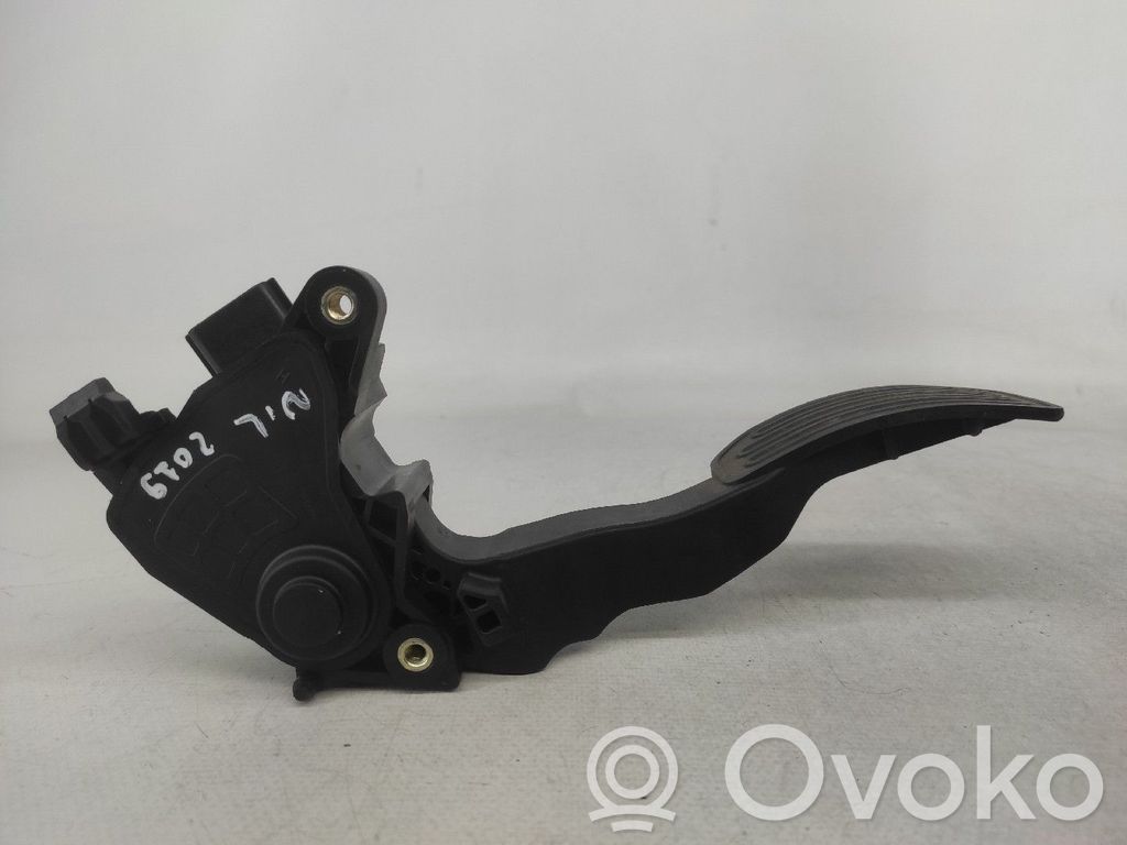 Gaspedal   180021HM0A