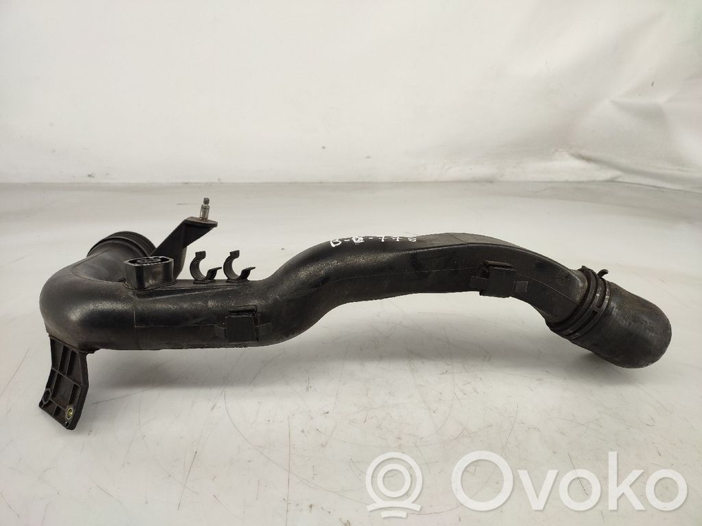 Volkswagen PASSAT B5.5 Manguera/tubo del intercooler 