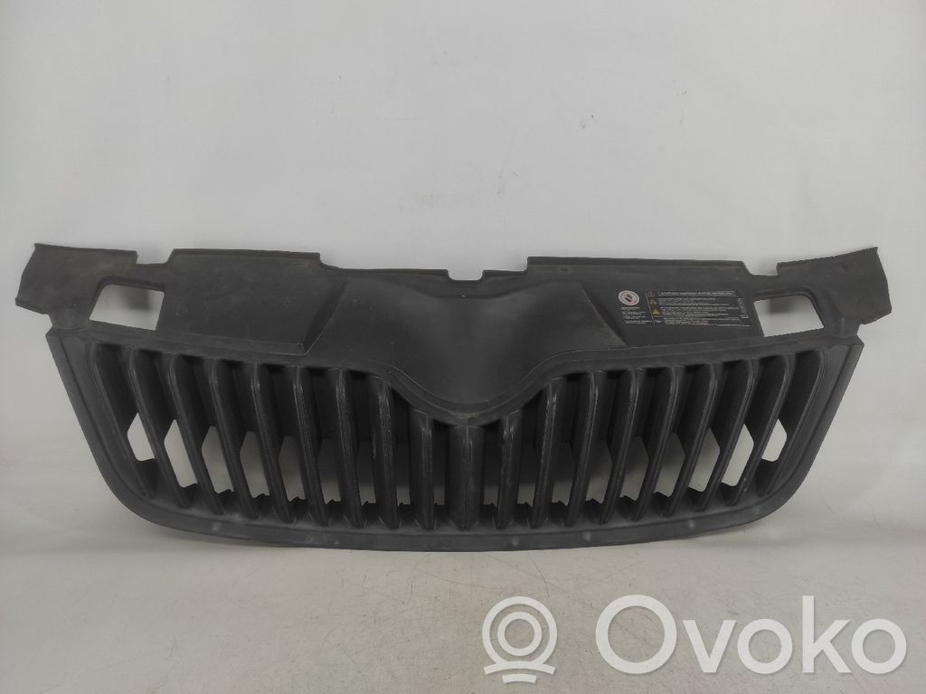 Skoda Fabia Mk2 (5J) Etusäleikkö 