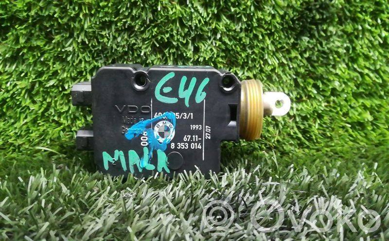 Loading door lock   8353014