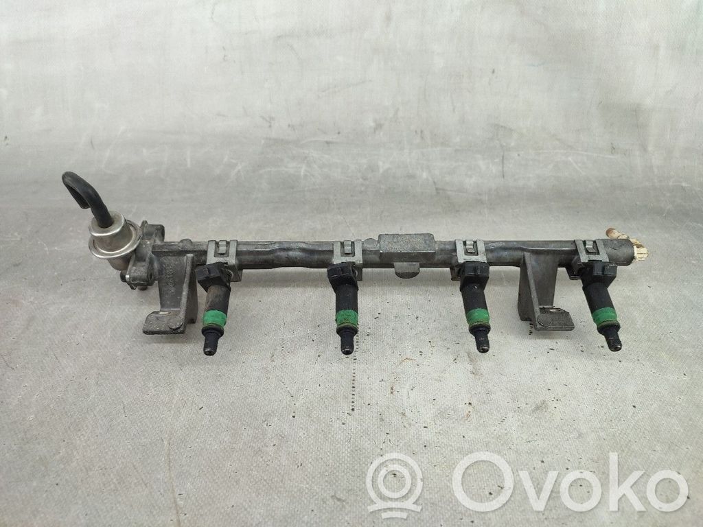 Ford Focus Fuel main line pipe 
