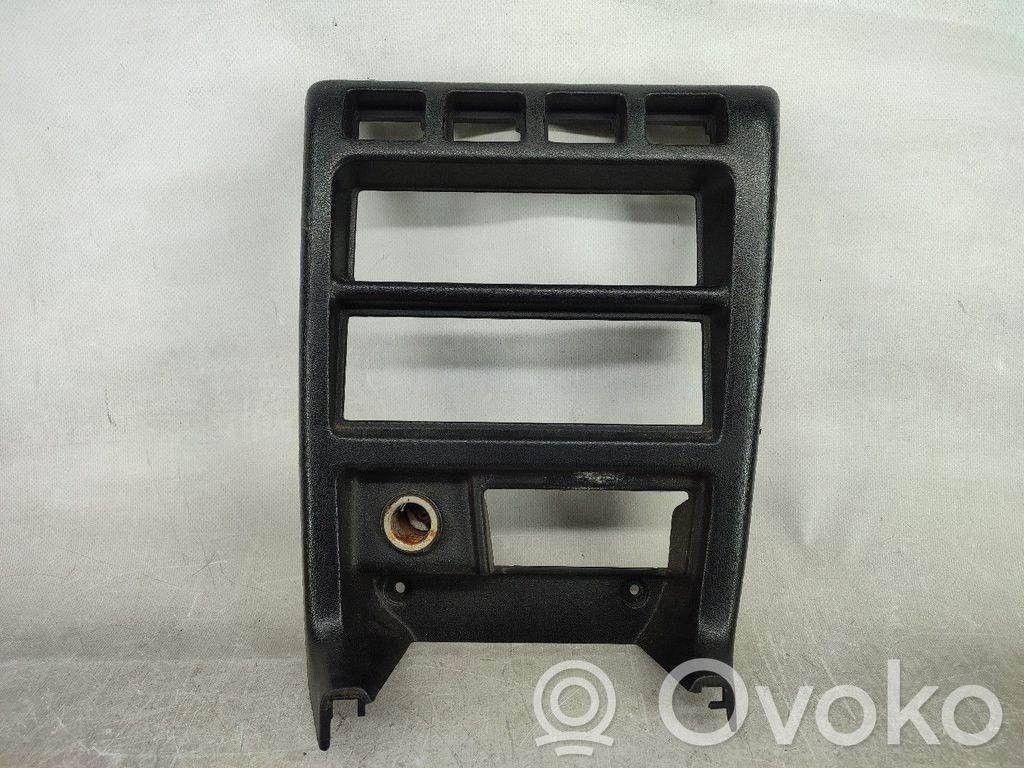 Nissan Sunny Rămă unitate radio/GPS 
