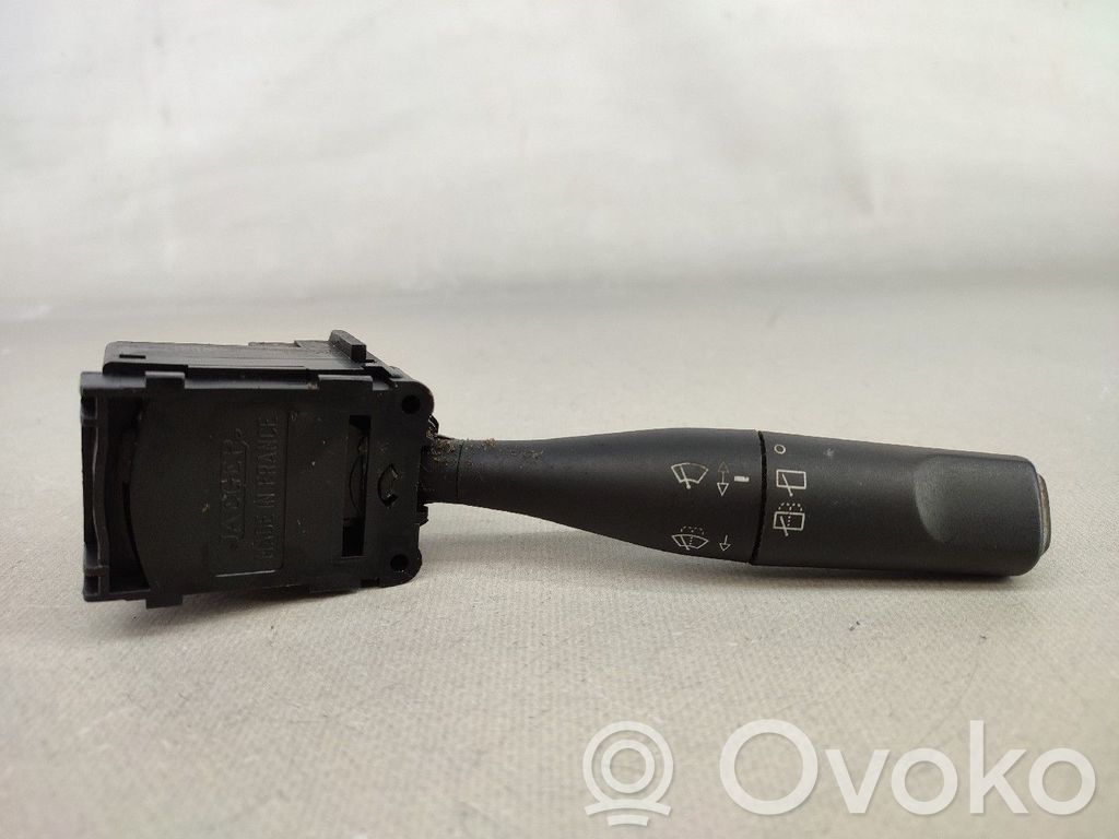 Wiper speed switch