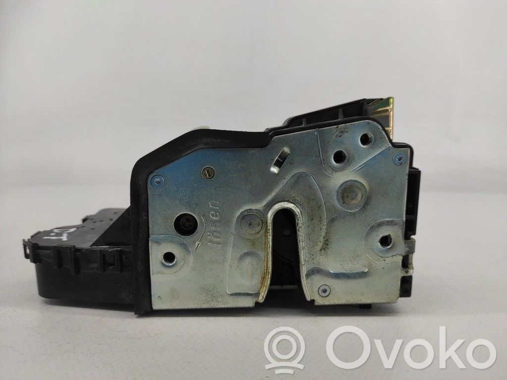 Rear door lock   7PINOS