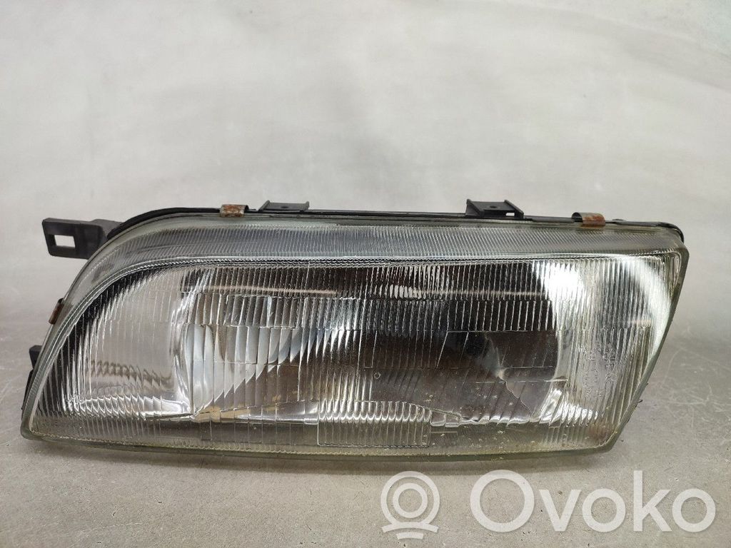Scheinwerfer   082151168L
