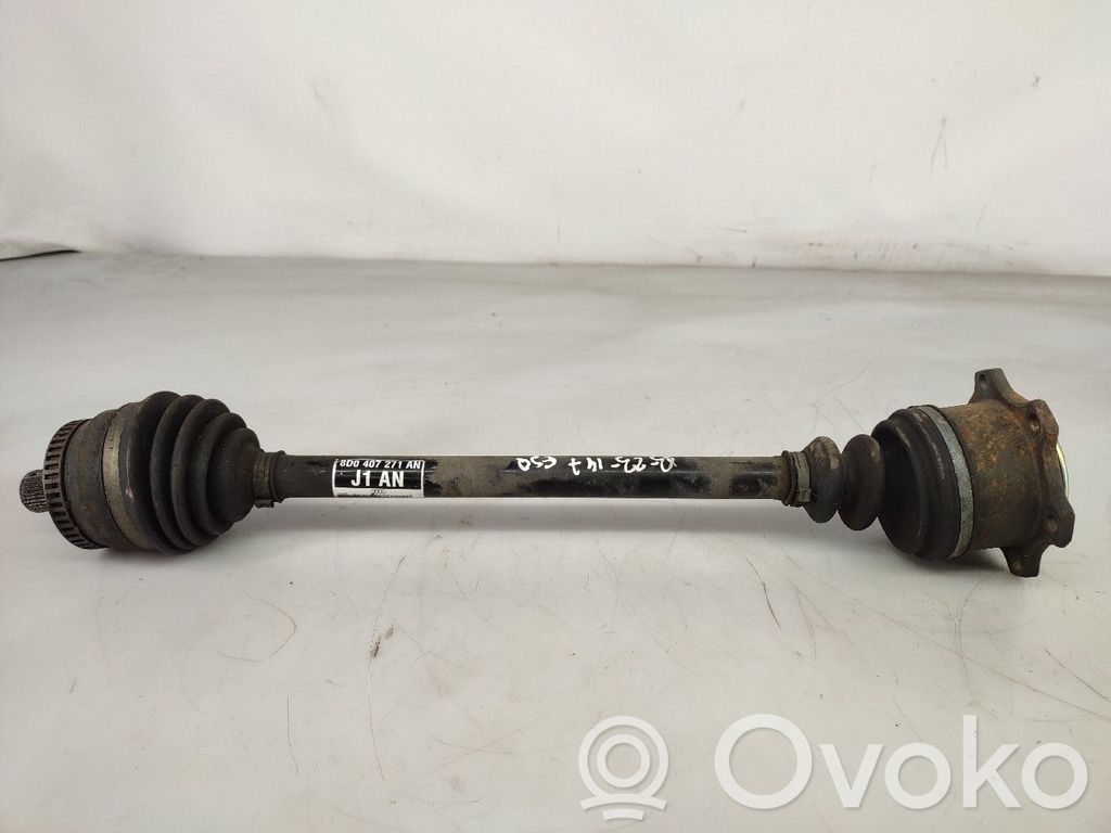 Eje de transmisión delantero   8D0407271AN