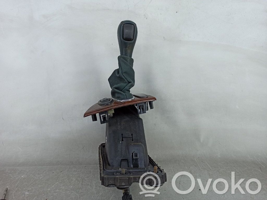Gear shifter/selector   UCB100692