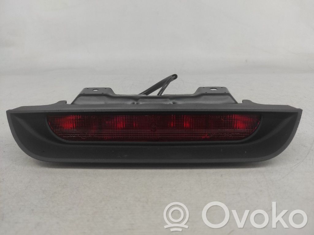 Mitsubishi Space Star Troisième feu stop 