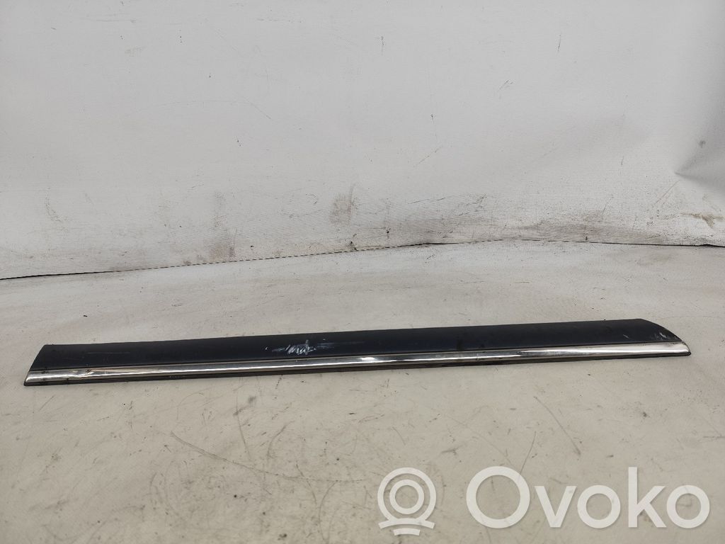 Mercedes-Benz C W202 Apdaila priekinių durų (moldingas) 